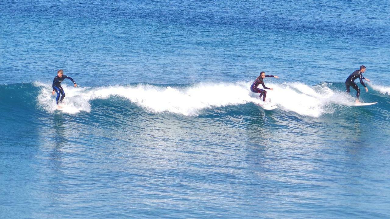 Black & White Las Canteras Лас-Пальмас-де-Гран-Канария Экстерьер фото